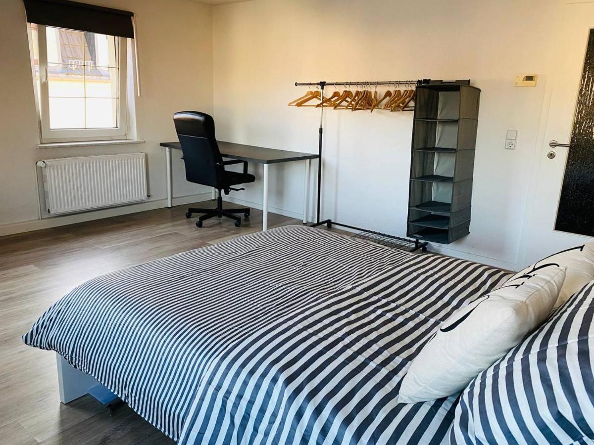 Xxl Ruhiges Sofa Freital Am Fluss Dresden Apartment Exterior foto